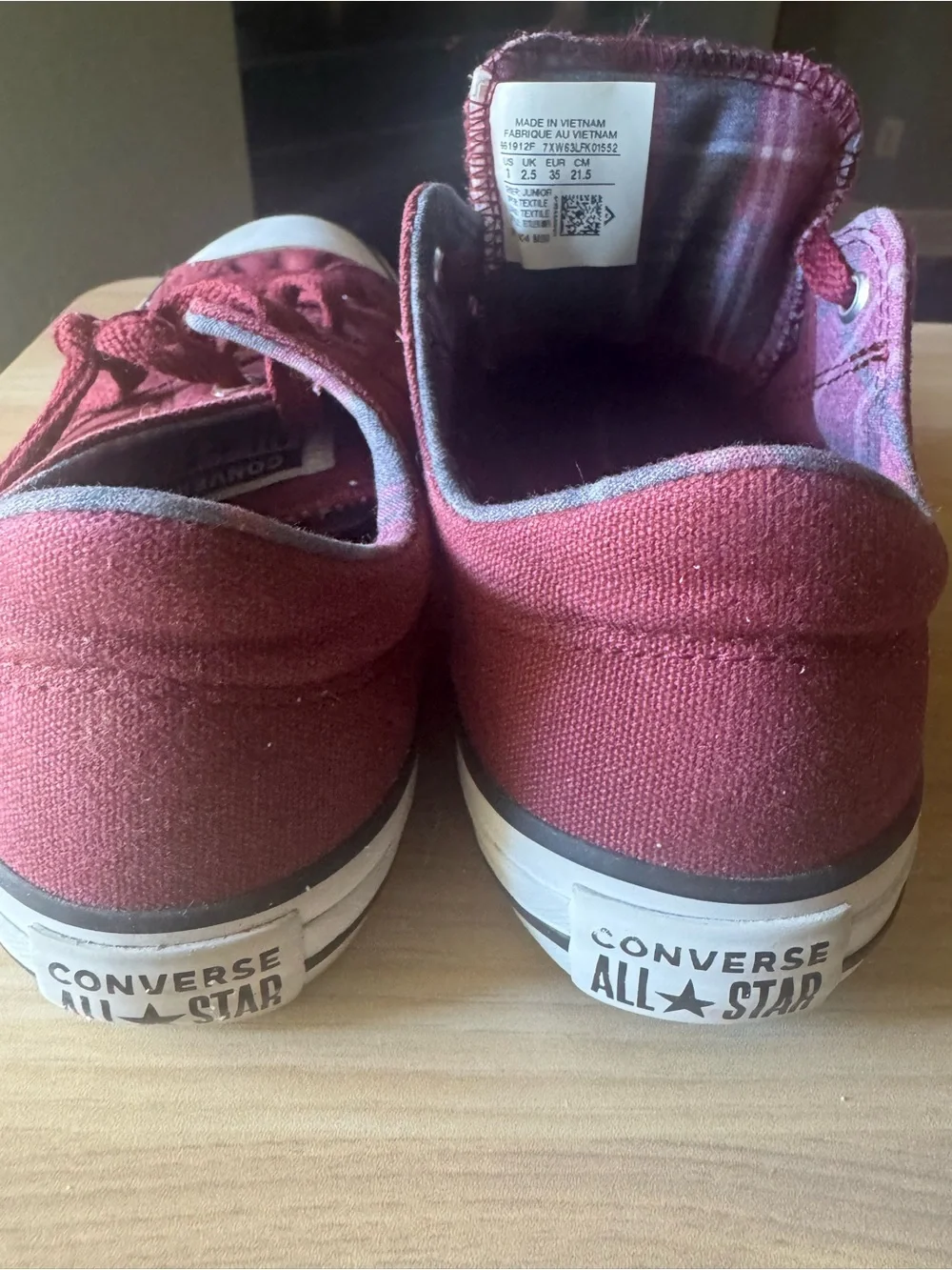 Converse Kids Low Top Sneakers - Burgundy Canvas with White Toe